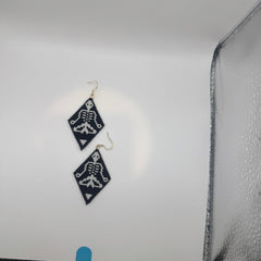 Black & White Beaded Meditation Earrings – Handmade Minimalist Statement Jewelry