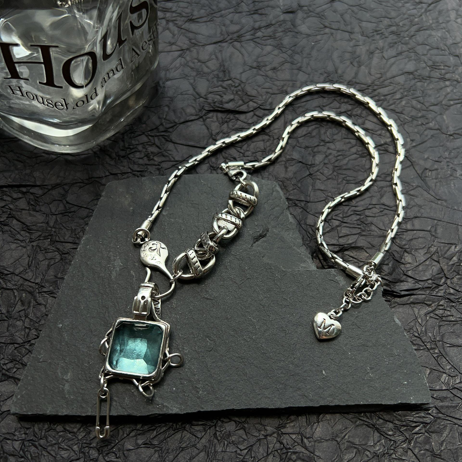 Cyberpunk Grunge Choker Necklace-Y2K Alt Necklace-Asymmetrical Chain Necklace-Square CubicZirconia Pendant