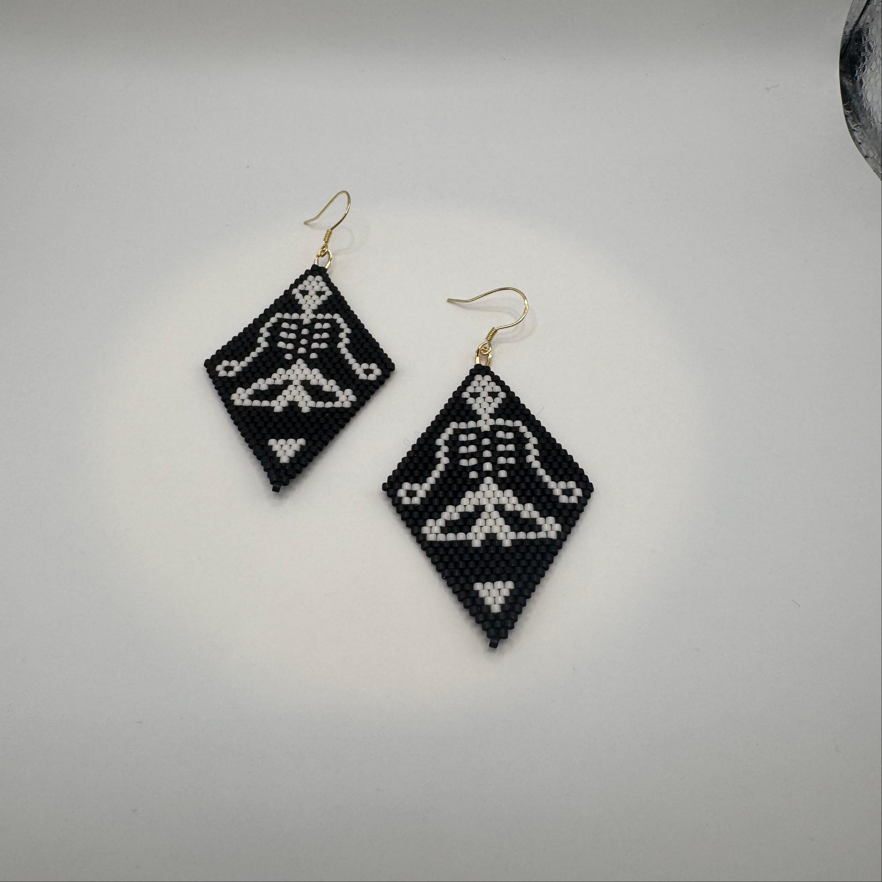 Black & White Beaded Meditation Earrings – Handmade Minimalist Statement Jewelry